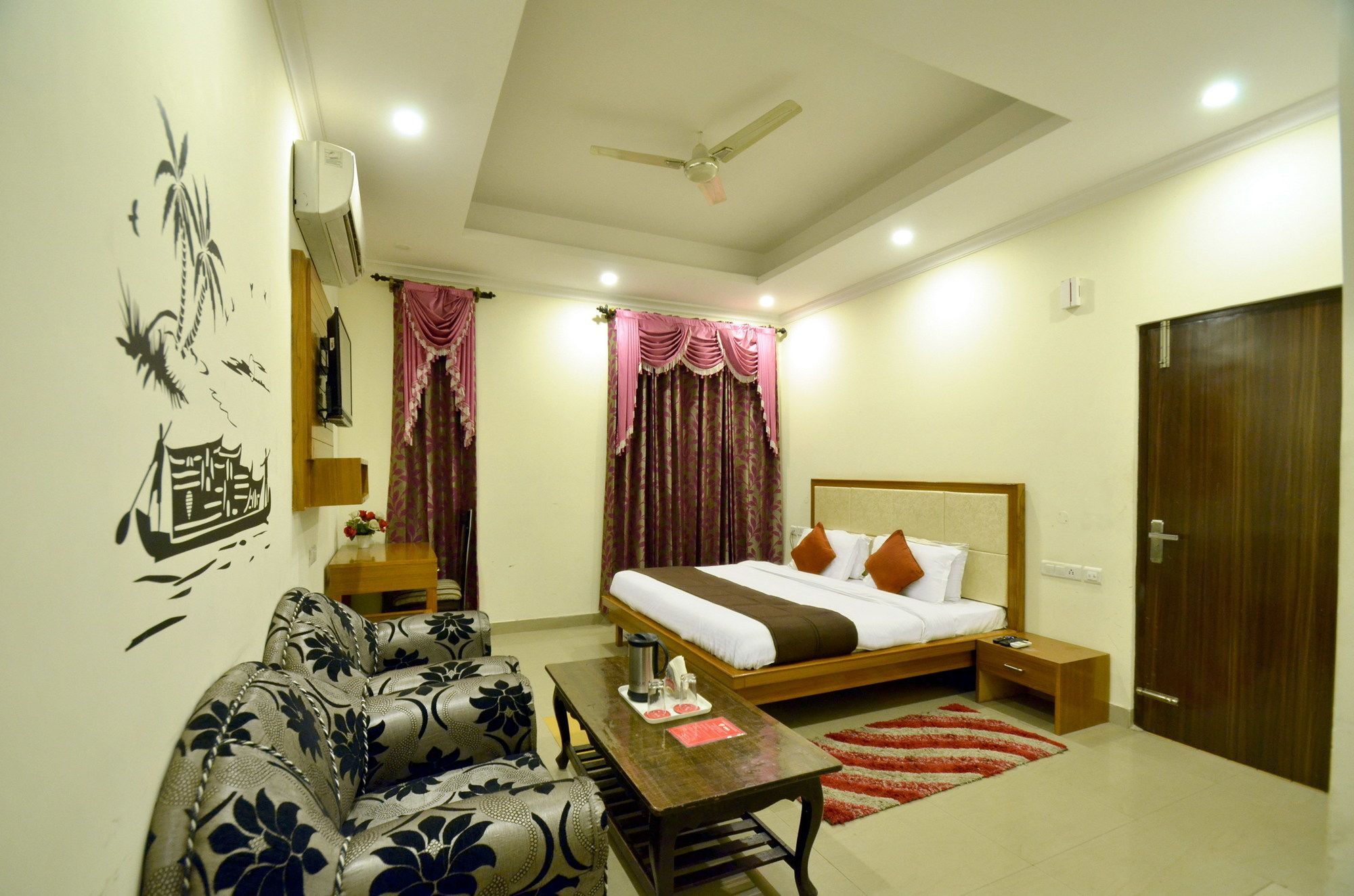 Oyo 5190 Hotel Golden Inn Chandīgarh Eksteriør billede