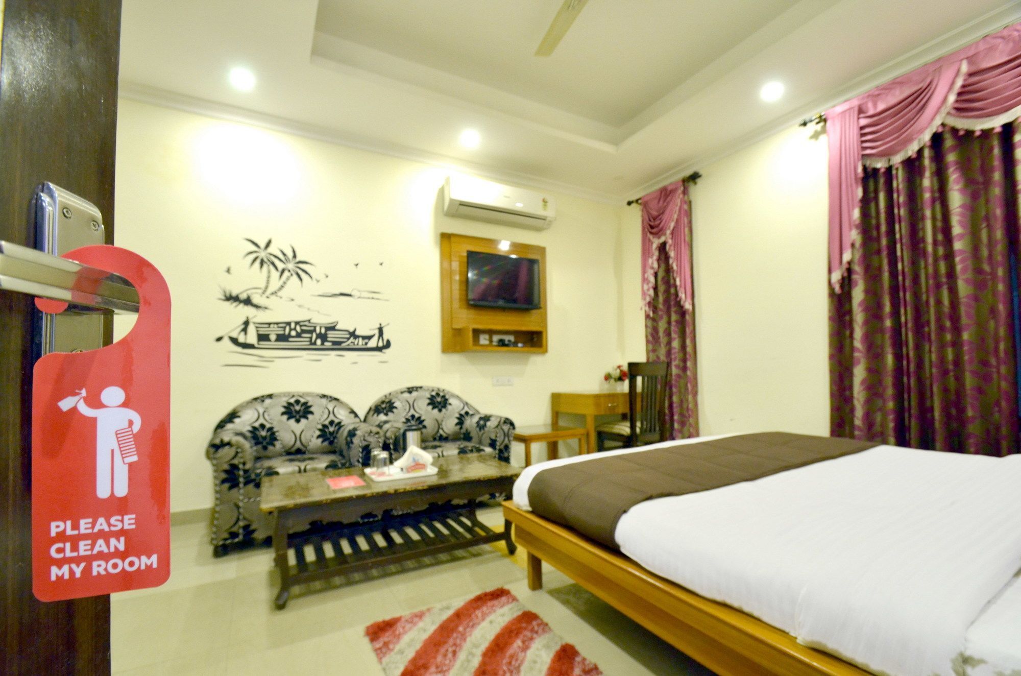 Oyo 5190 Hotel Golden Inn Chandīgarh Eksteriør billede
